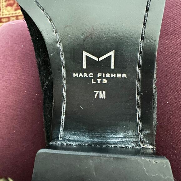 Marc Fisher MLYommi black suede leather booties  pull on size 7 - Picture 9 of 16